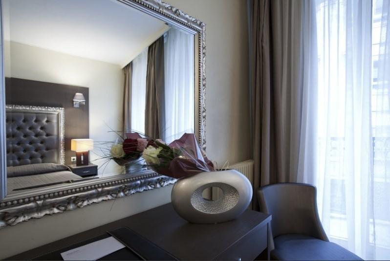 Hotel Lebron Paris Exteriör bild