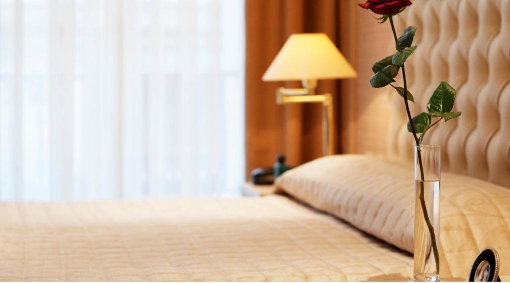 Hotel Lebron Paris Exteriör bild